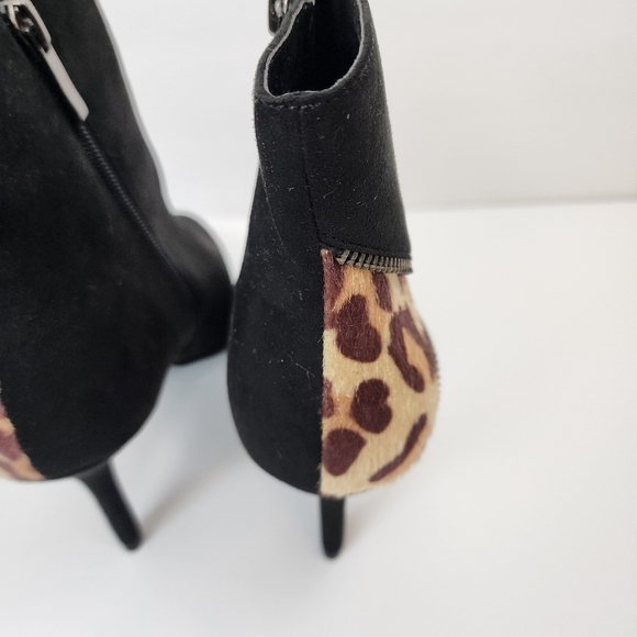Kelly And Katie Faux Suede Leopard Print Pony Hair 4" Heel Ankle Boot Size 9 1/2 - Picture 7 of 13